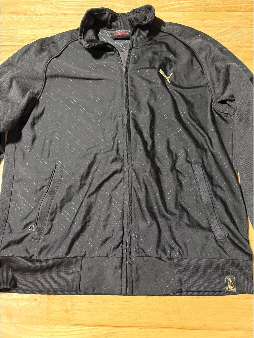 Men’s Puma Black Gold Full Zip Track Jacket Medium